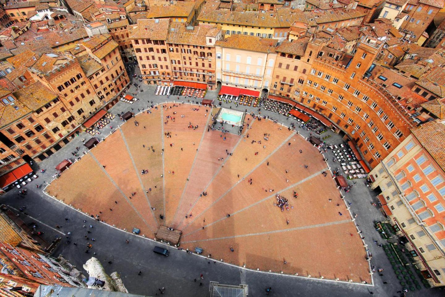 Stilnuovo Charming Apartment In Siena'S Historic Center, Very Close To Piazza Del Campo المظهر الخارجي الصورة