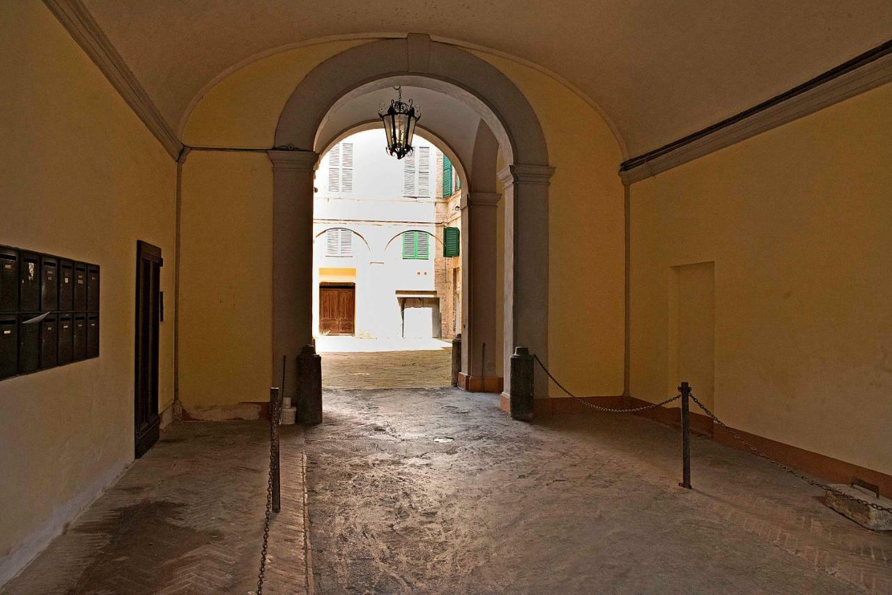 Stilnuovo Charming Apartment In Siena'S Historic Center, Very Close To Piazza Del Campo المظهر الخارجي الصورة