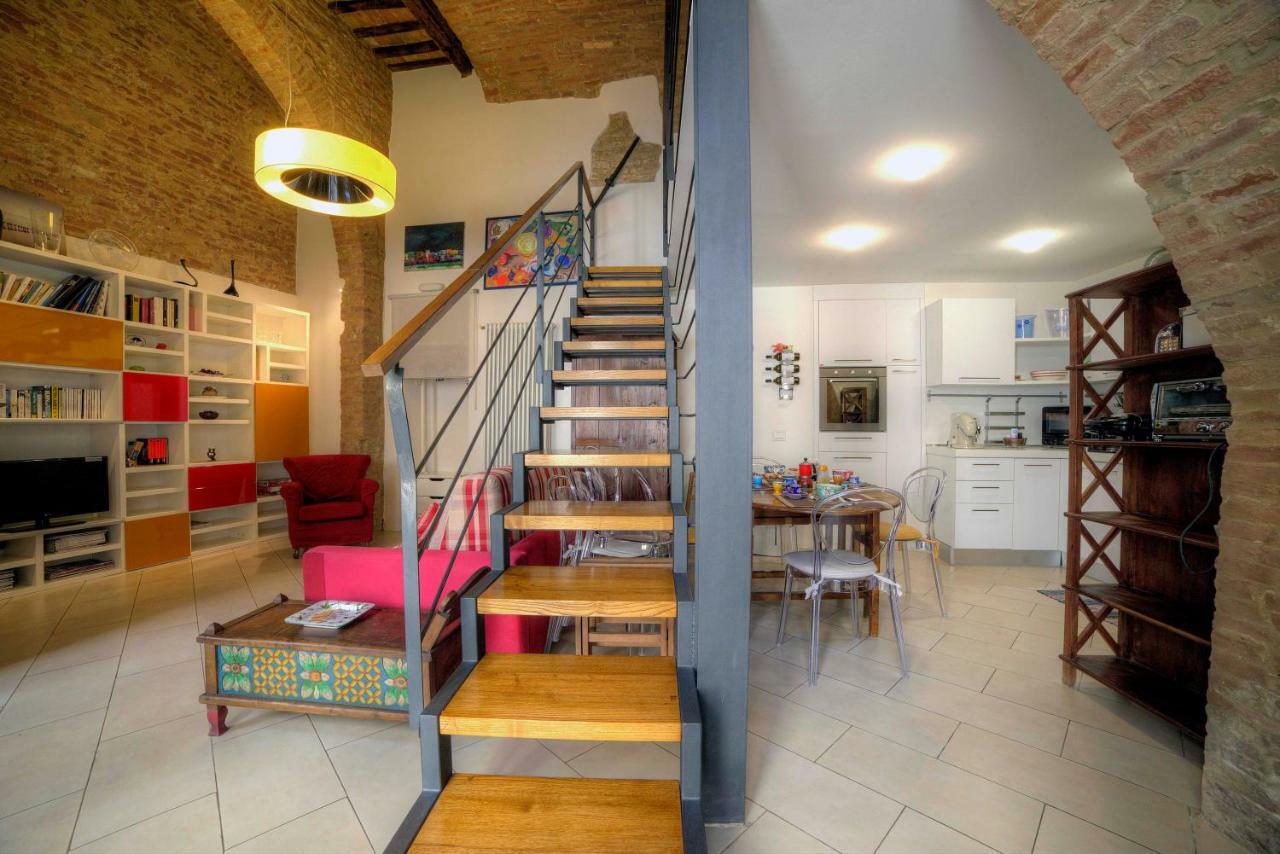 Stilnuovo Charming Apartment In Siena'S Historic Center, Very Close To Piazza Del Campo المظهر الخارجي الصورة
